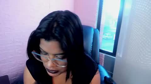 melody_spark online show from June 11, 11:40 am