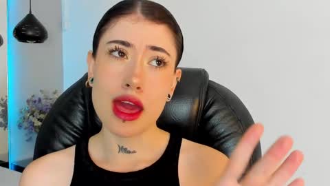 MELODY online show from December 11, 7:25 pm