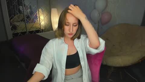 Kaylie online show from January 31, 1:45 pm