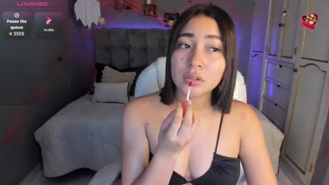 MELY online show from October 3, 8:03 pm