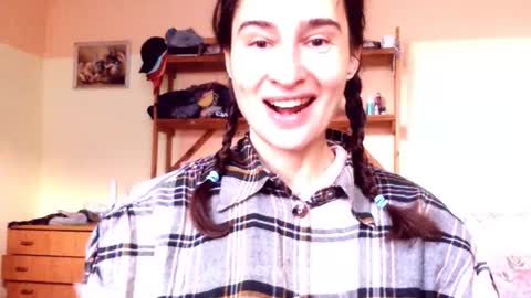 Yummygirl online show from January 2, 6:40 am