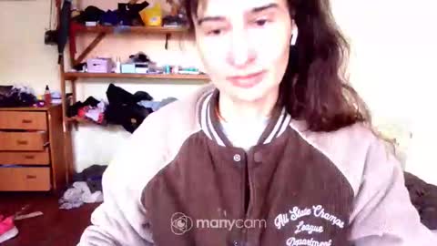 Yummygirl online show from March 1, 5:40 am