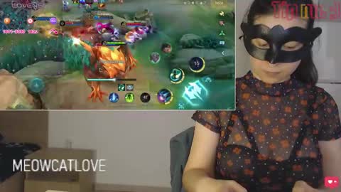 meowcatlove online show from December 3, 5:01 pm