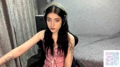 Luly online show from November 27, 10:12 pm