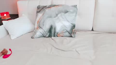 meowroslava online show from February 25, 1:10 pm