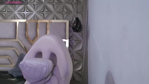    online show from March 4, 2:51 am