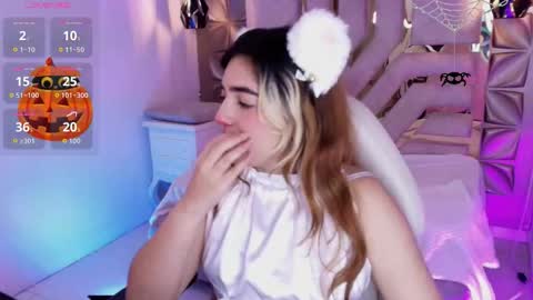    online show from October 22, 8:47 pm