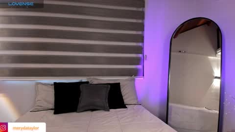 Merida  online show from January 7, 6:00 pm