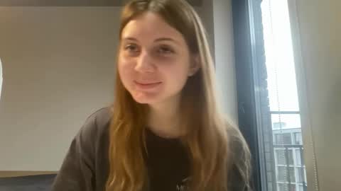 Joan  online show from November 30, 7:23 am