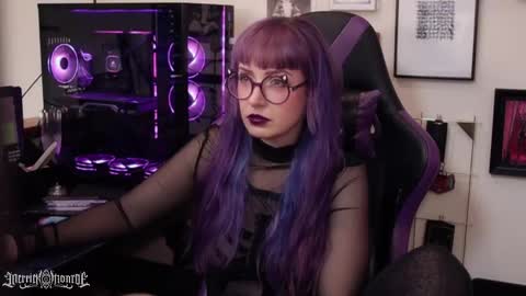 merrick monroe  online show from October 22, 8:58 pm