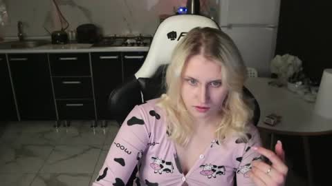 Merty online show from April 16, 9:14 pm