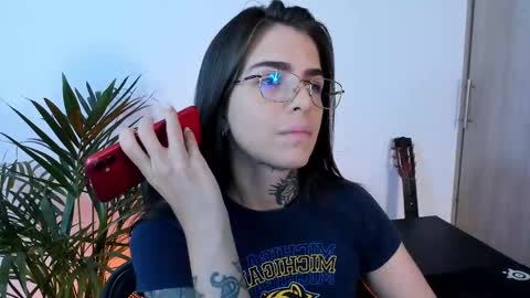 Meurif online show from December 1, 4:09 pm