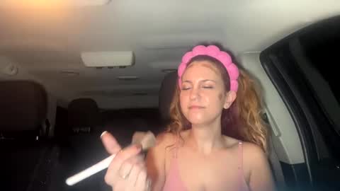 mezzy69 online show from February 10, 9:04 am