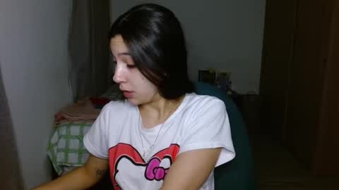 Mia online show from September 30, 3:01 am