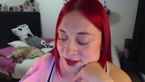 mia online show from February 4, 11:41 pm