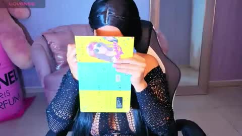 Mia  online show from April 14, 12:49 pm