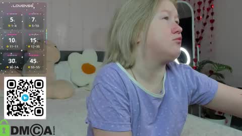 Mia online show from February 23, 2:56 am