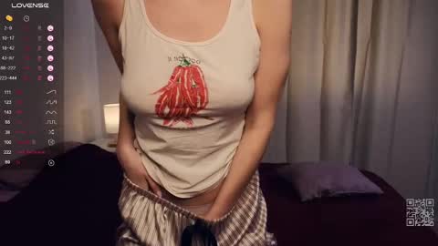 Mia  online show from March 10, 12:06 pm