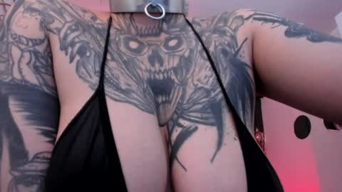 Val  online show from April 9, 7:52 pm