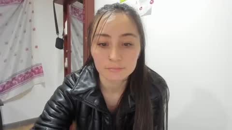 mia kaneee online show from January 23, 2:55 am