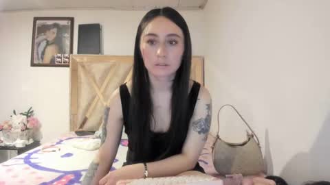 mia kaneee online show from September 24, 11:15 pm