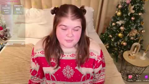 Sweet Mia online show from December 18, 6:01 pm