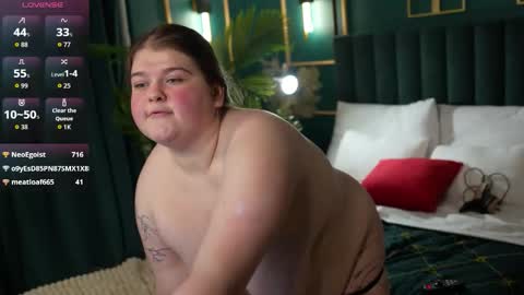 Sweet Mia online show from December 14, 8:03 pm