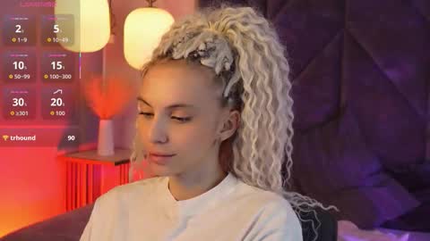 Mia online show from January 16, 6:31 am