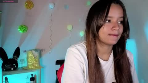 mia_sweetdc online show from September 24, 7:13 pm