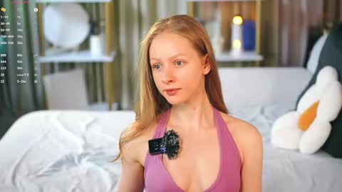 Mia online show from March 20, 4:23 pm