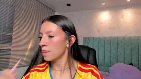 Miaaa online show from July 8, 2:03 am