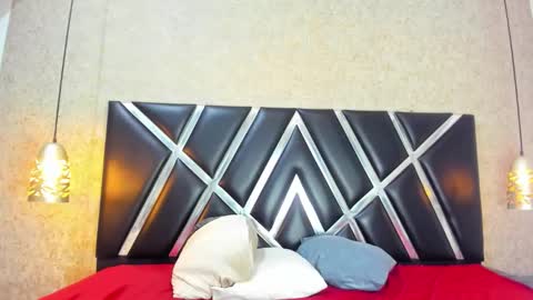 MiaaWestt online show from September 13, 3:31 pm