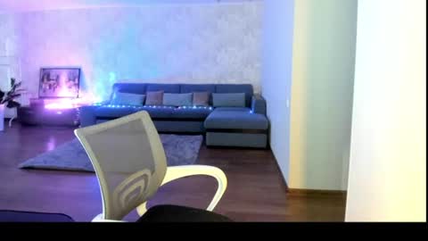 Mia online show from July 23, 4:20 am