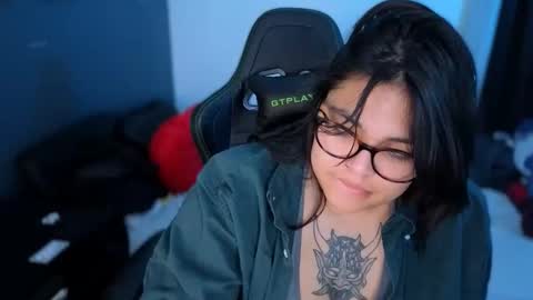 Mia online show from April 16, 2:23 am