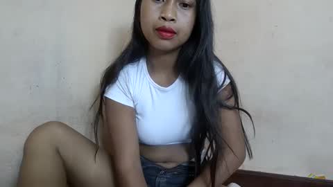 miah_land online show from February 8, 8:31 am