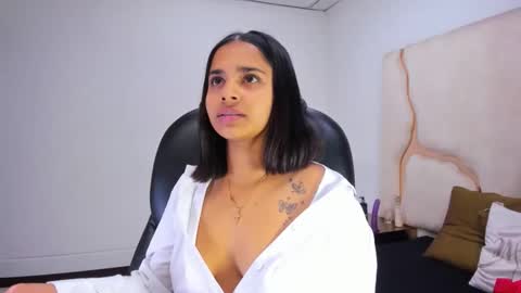miahsex69 online show from October 20, 3:42 am