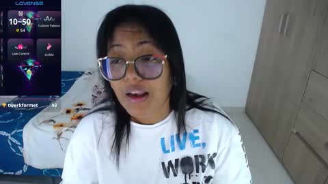 miajoseph_ online show from September 10, 5:18 am