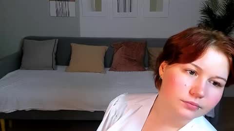 mialacrice online show from June 2, 6:42 pm