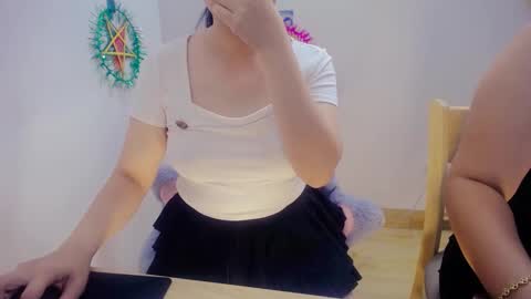 Mia online show from October 6, 3:01 am