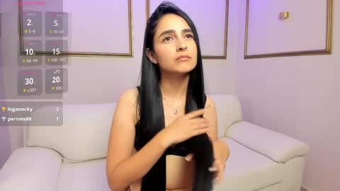 mialiore_ online show from June 2, 6:31 pm