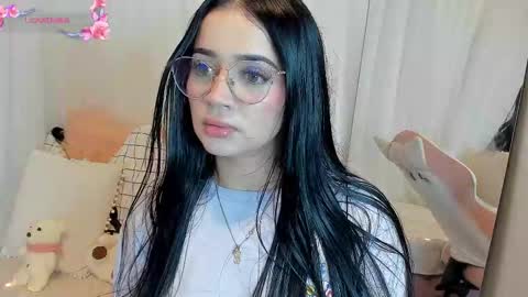 mia 600am-1000am Colombia time online show from December 4, 1:41 am