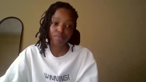 Muffin online show from April 2, 10:35 am