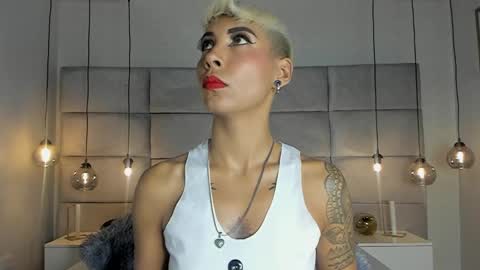 Mia Morgann online show from February 10, 1:22 pm