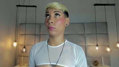 Mia Morgann online show from January 28, 11:38 am