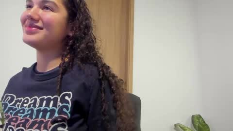 Mia Rouse online show from May 9, 11:07 pm