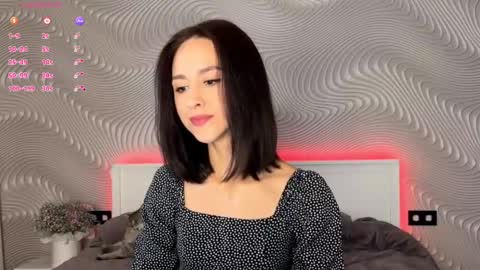 Mia online show from February 16, 6:35 am