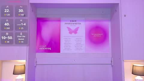 miaturnerr_ online show from July 12, 7:53 am