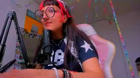 miauwunita online show from August 3, 8:58 pm