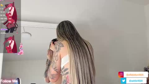 Mia Villalobos online show from February 28, 5:59 pm