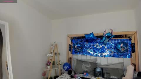 Mia Villalobos online show from February 10, 4:14 pm